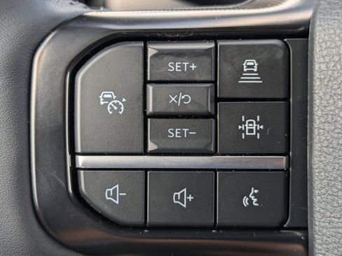 New 2025 Ford F150 Platinum w/ FX4 Off-Road Package image 22