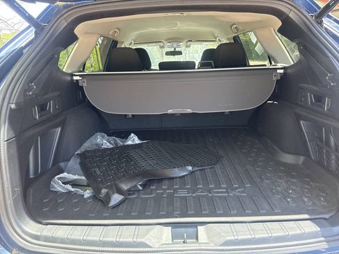 Used 2020 Subaru Outback Premium AWD/4WD image 18