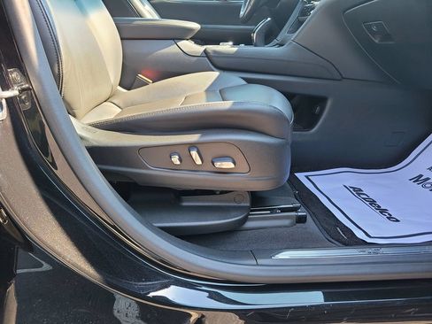 Used 2021 Cadillac XT5 Premium Luxury w/ LPO, Floor Liner Package FWD image 11