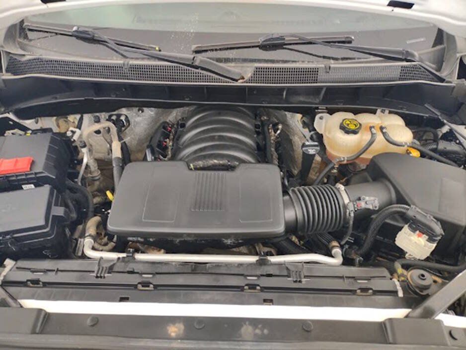 Used 2022 Chevrolet Silverado 1500 W/T w/ Trailering Package AWD/4WD image 18