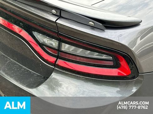 Used 2022 Dodge Charger Scat Pack w/ Dynamics Package RWD image 12