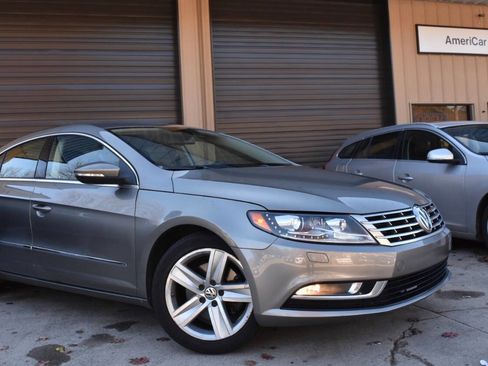Used 2013 Volkswagen CC Sport image 3