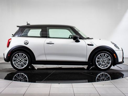 Used 2024 MINI Cooper S w/ Signature Upholstery Package image 11