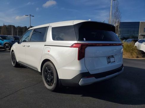 New 2026 Kia Carnival LXS image 6