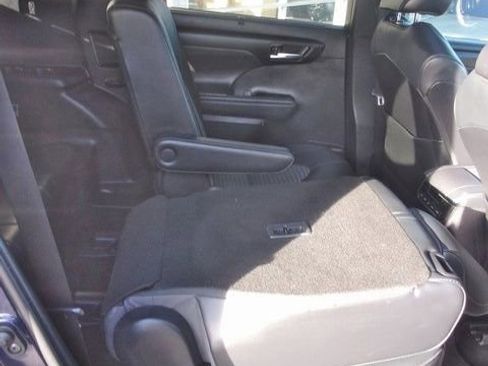 Used 2021 Toyota Highlander XSE image 36