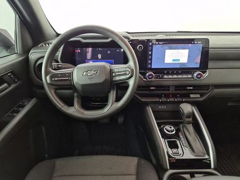 Certified 2025 Chevrolet Colorado Trail Boss AWD/4WD image 33