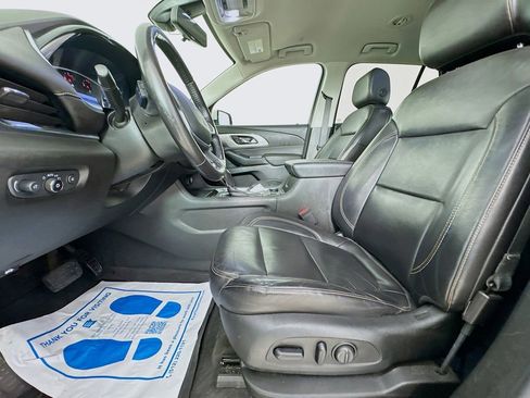 Used 2020 Chevrolet Traverse RS FWD image 26