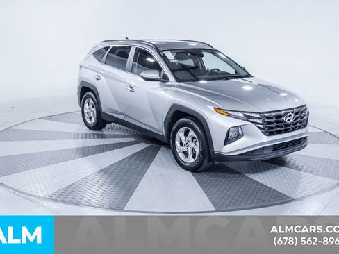 Used 2025 Toyota RAV4 XLE image 14