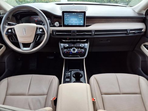 Certified 2022 Lincoln Corsair Reserve w/ Equipment Group 201A image 3