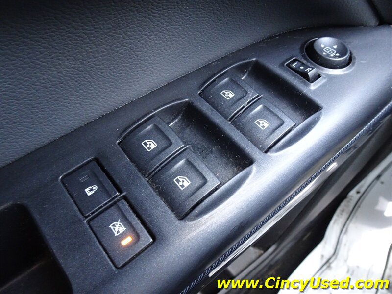 Used 2015 Chevrolet Colorado Z71 w/ LPO, Gearon Bar Package AWD/4WD image 24