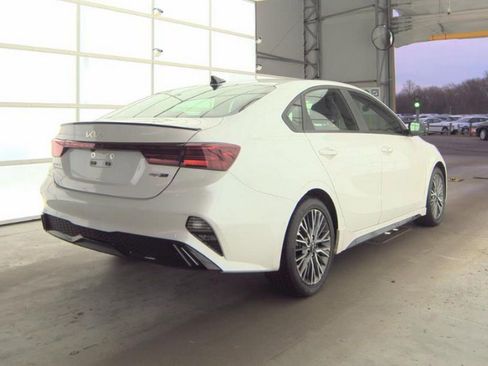 Used 2022 Kia Forte GT-Line w/ GT-Line Premium Package image 3