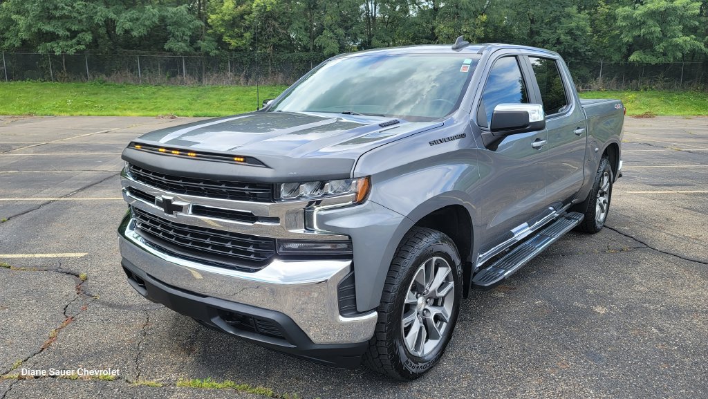 Used 2022 Chevrolet Silverado 1500 LT w/ Bed Protection Package AWD/4WD image 5