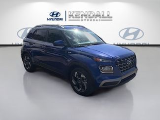 Used 2023 Hyundai Venue SEL w/ Cargo Package FWD video 1
