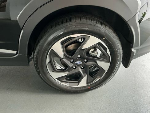 Used 2025 Subaru Crosstrek 2.5i Limited w/ Crosstrek Mirror Package AWD/4WD image 21
