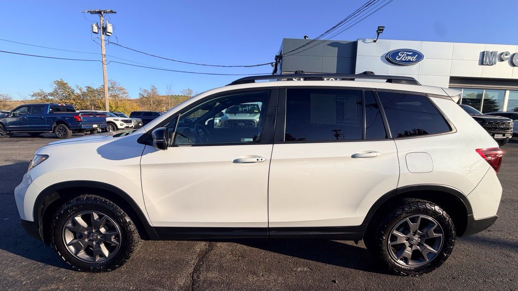 Used 2024 Honda Passport TrailSport image 4