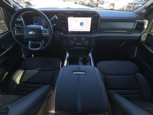 Used 2025 Ford F250 Platinum image 26