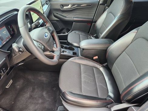 Used 2023 Ford Escape ST-Line w/ Tech Pack #1 image 12