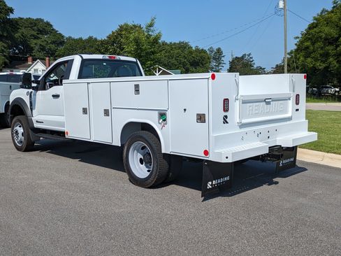 New 2025 Ford F550 4x4 Regular Cab Super Duty image 6