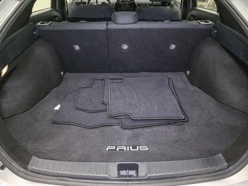 Used 2016 Toyota Prius Two image 13