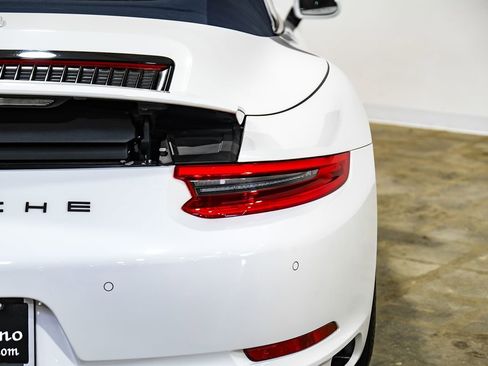 Used 2017 Porsche 911 Carrera image 39