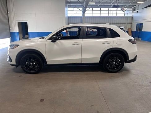 Used 2024 Honda HR-V Sport image 6