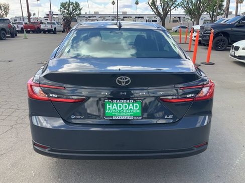 Used 2025 Toyota Camry LE FWD image 6