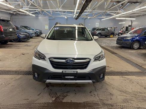 Used 2022 Subaru Outback Limited image 1