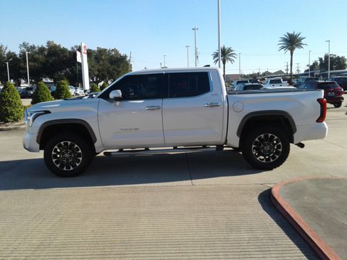 Used 2022 Toyota Tundra Limited image 4
