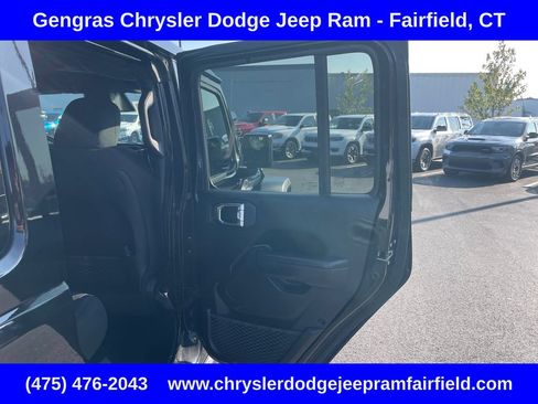 Certified 2025 Jeep Wrangler Unlimited Rubicon 4xe w/ Safety Group AWD/4WD image 25