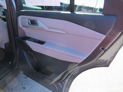 New 2026 Ford Explorer Active w/ Active Comfort Package image 19