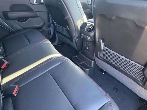 New 2026 Jeep Wrangler Unlimited Rubicon image 15