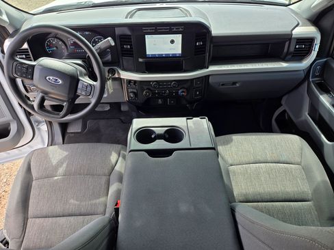 Used 2024 Ford F250 XL w/ STX Appearance Package AWD/4WD image 8