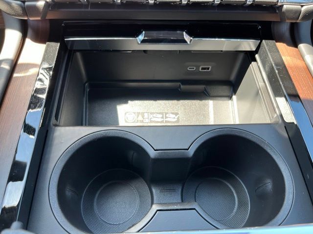 New 2026 GMC Yukon XL Denali w/ Sun & Power Step Package AWD/4WD image 35