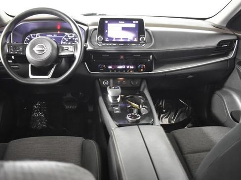 Used 2022 Nissan Rogue SV AWD/4WD image 25