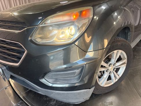Used 2017 Chevrolet Equinox LS FWD image 8