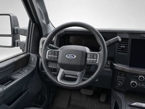 Used 2026 Ford F250 Lariat w/ FX4 Off-Road Package AWD/4WD image 24