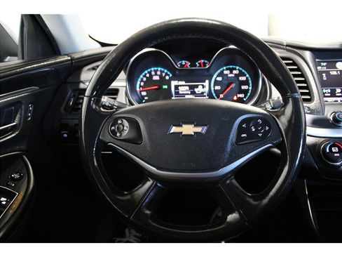 Used 2019 Chevrolet Impala LT image 24