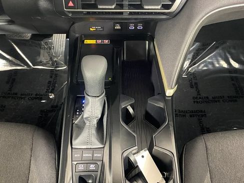 Certified 2025 Toyota Camry LE AWD/4WD image 16