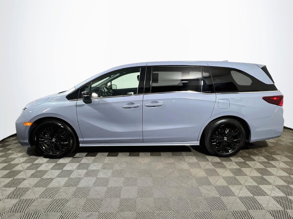 Used 2025 Honda Odyssey Sport-L image 4