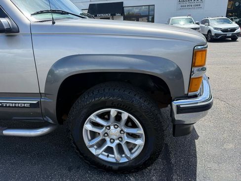 Used 1999 Chevrolet Tahoe 4WD 2-Door w/ Preferred Equipment Group image 20