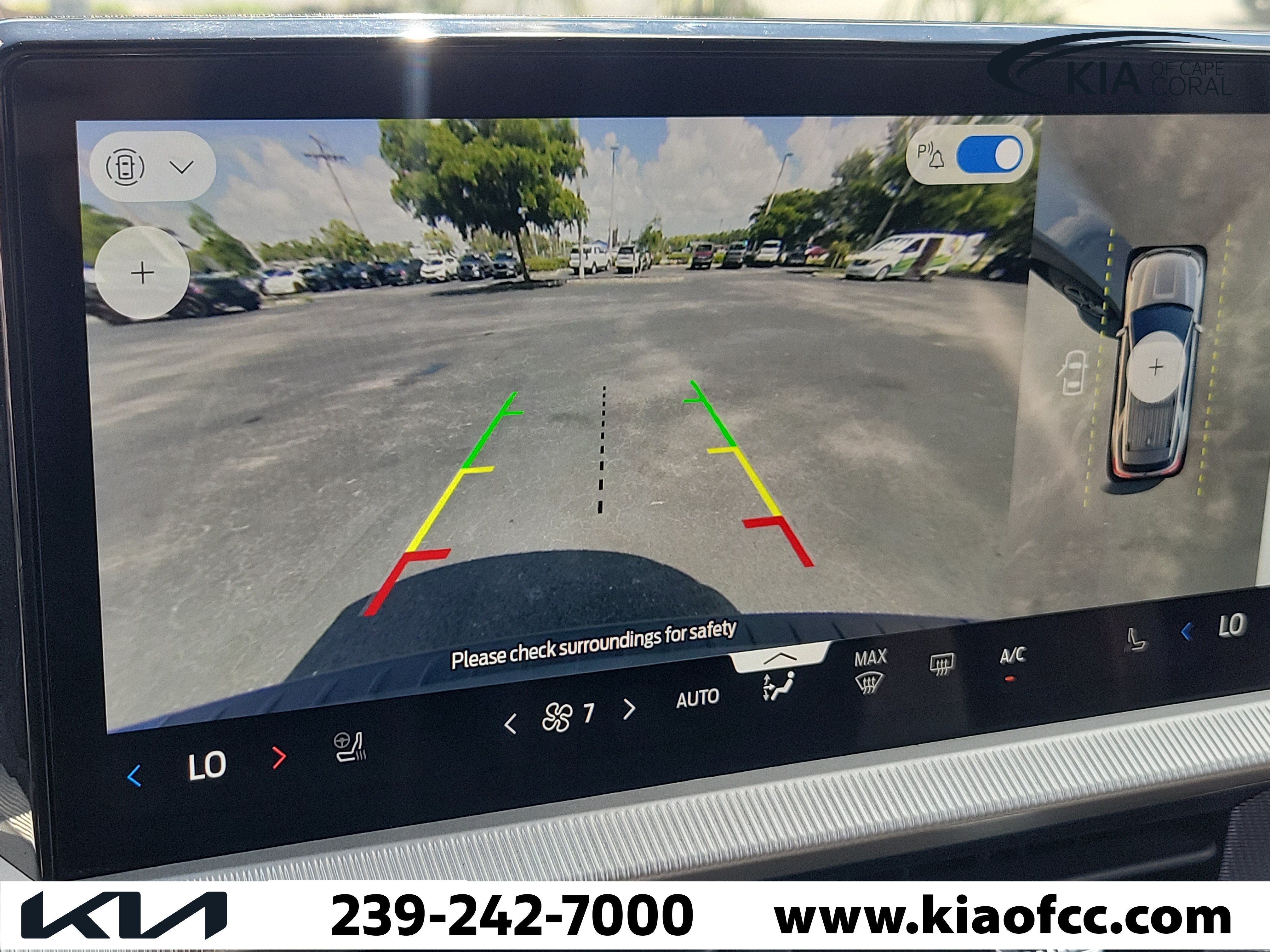 Used 2025 Ford Explorer ST AWD/4WD image 30