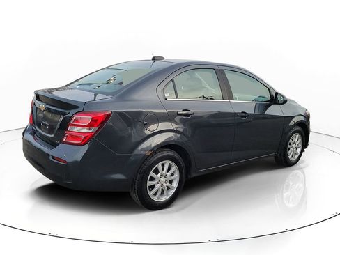 Used 2018 Chevrolet Sonic LT image 4
