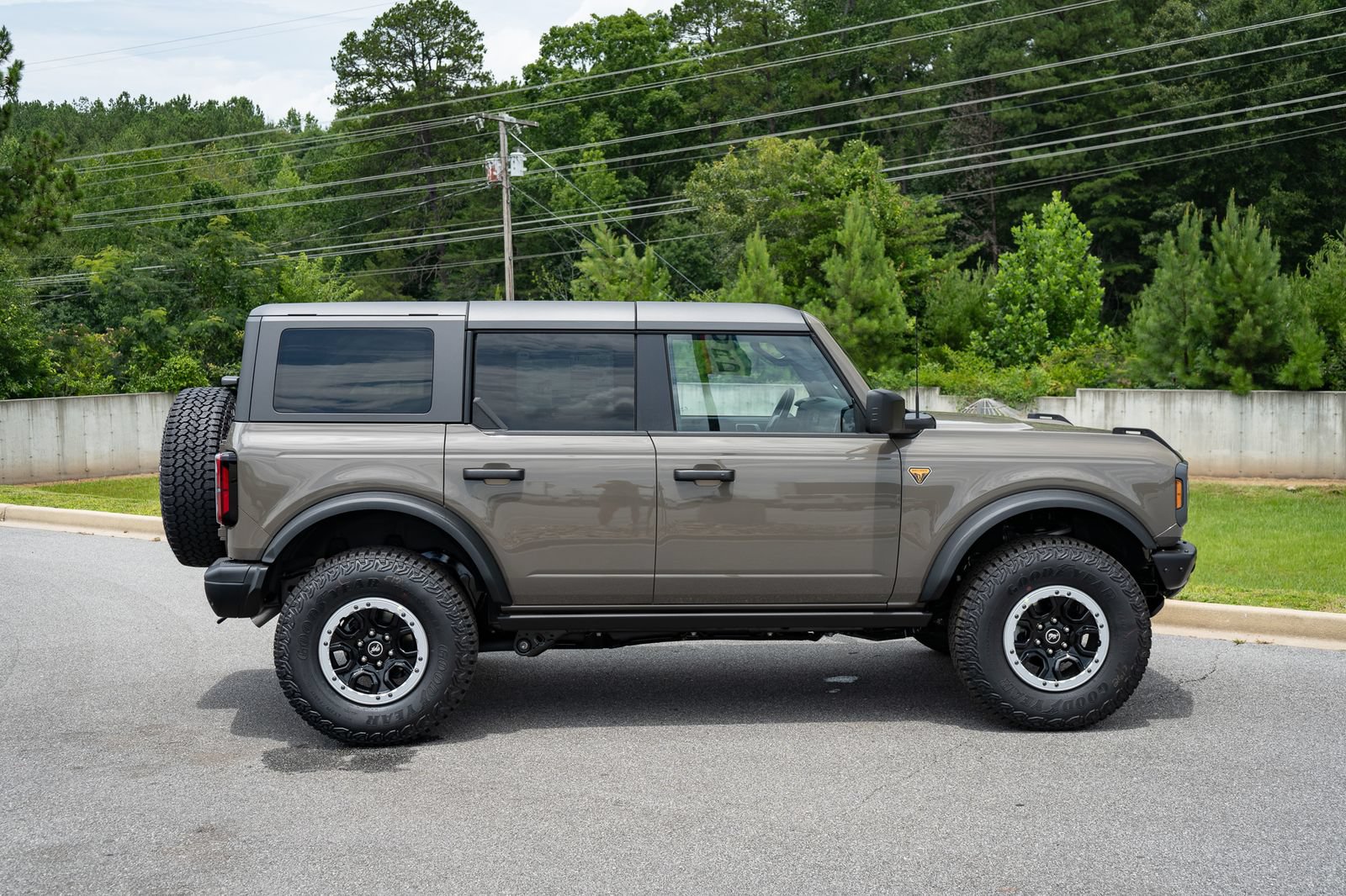 New 2026 Ford Bronco Badlands AWD/4WD image 20
