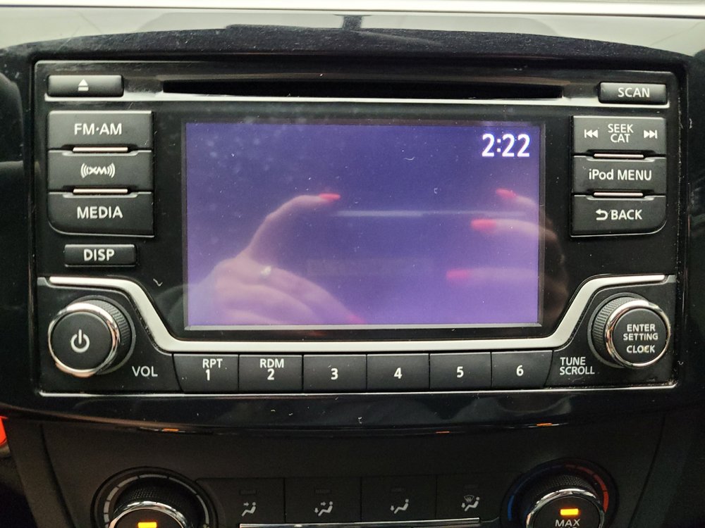 Used 2017 Nissan Sentra SV FWD image 25
