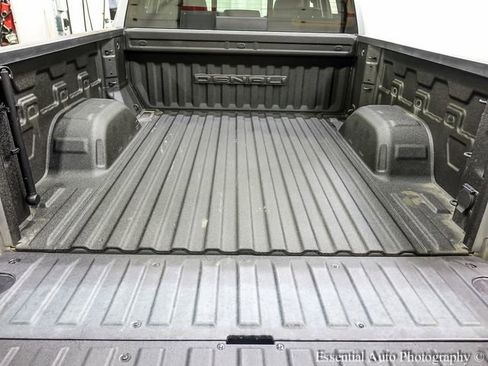 Used 2024 GMC Sierra 1500 Denali AWD/4WD image 22