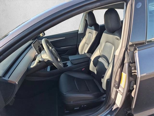 Used 2022 Tesla Model 3 Long Range AWD/4WD image 9