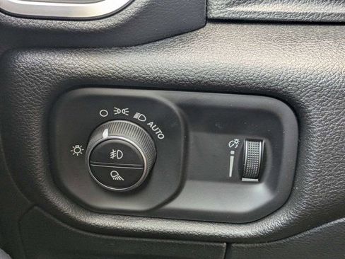 New 2026 RAM 1500 Express AWD/4WD image 24