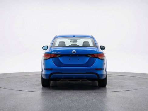 Used 2025 Nissan Sentra SV image 7