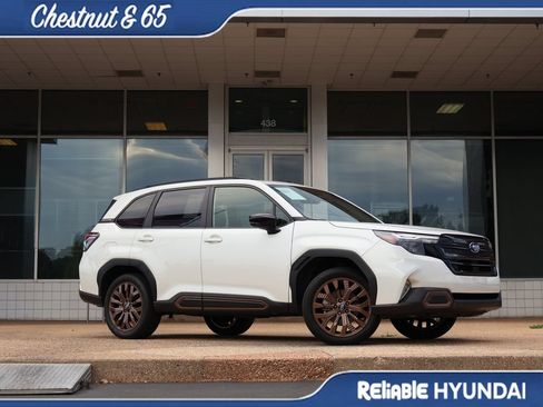 Used 2025 Subaru Forester Sport AWD/4WD image 2