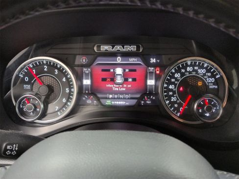 Used 2022 RAM 1500 Big Horn image 32